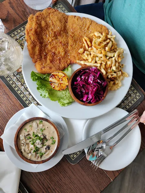 KaiserHaus Wine Bar & Bistro