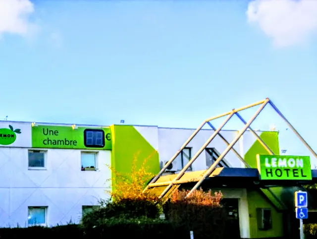 Lemon Hotel Tourcoing