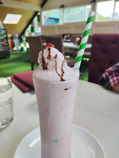 The penthouse cafe and Lounge