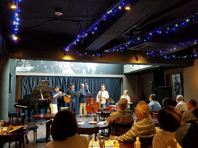 JAZZ LIVE DOME STARDUST