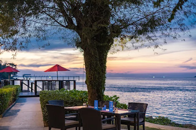 Rim Talay Restaurant