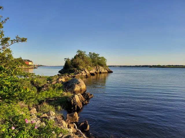 Eastbay Bikepath Access Point