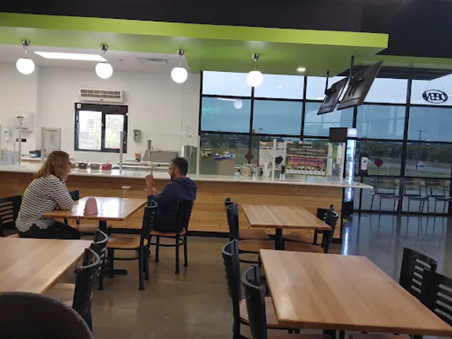 J-Petal & Poke Hewitt