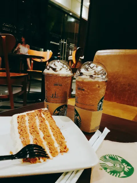 Starbucks- Marina Vallarta