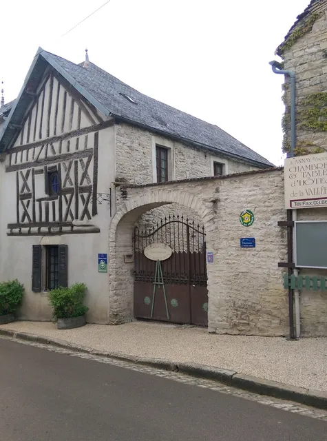 La Vallée Du Serein