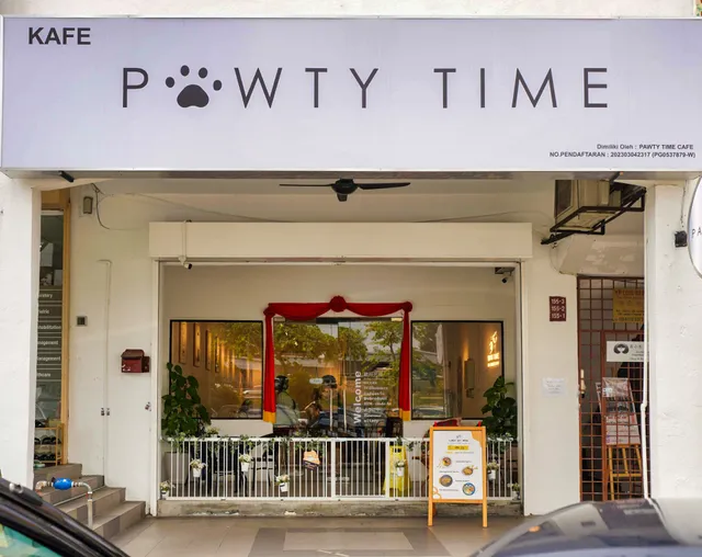 Pawty Time Cafe