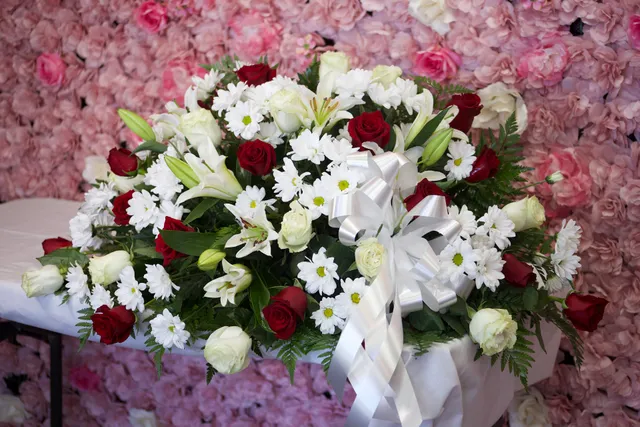 M.C. Gardens Florist & Gifts