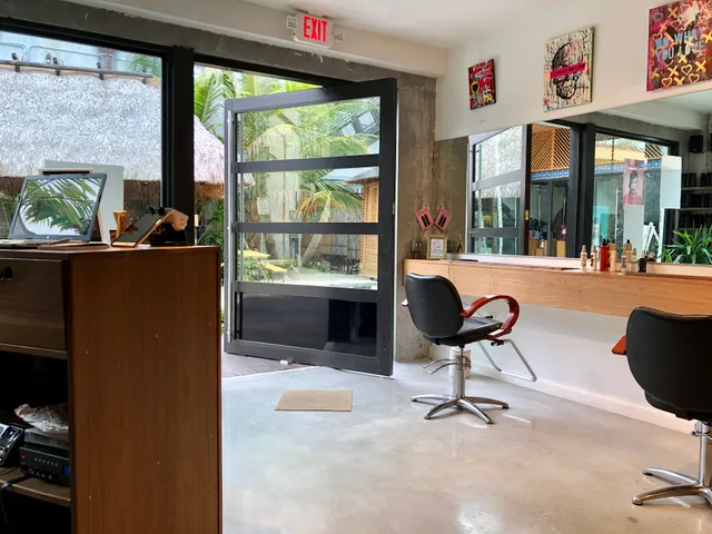 ContestaRockHair Miami