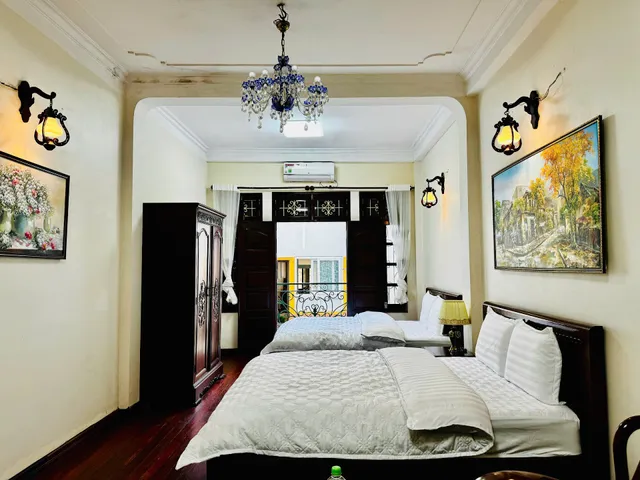 Autumn Hanoi House HangDao