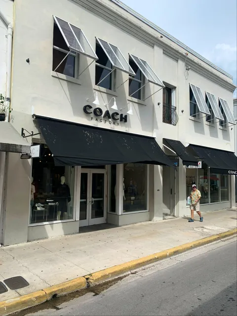 COACH Outlet