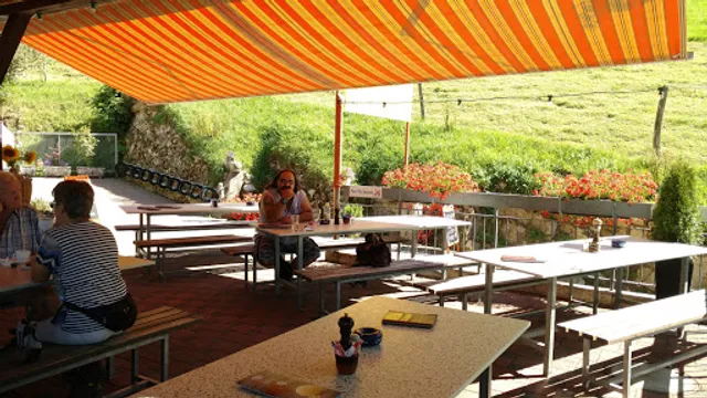 Berggasthaus Hintere Wasserfallen