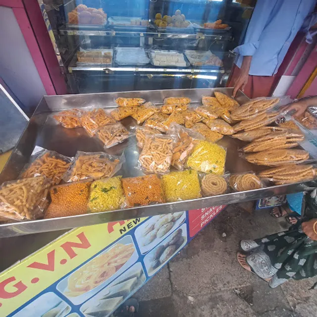 LGVN Aiswarya Home Mess