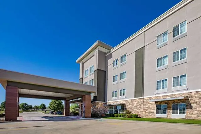 La Quinta Inn & Suites by Wyndham - Tulsa - Catoosa Route 66
