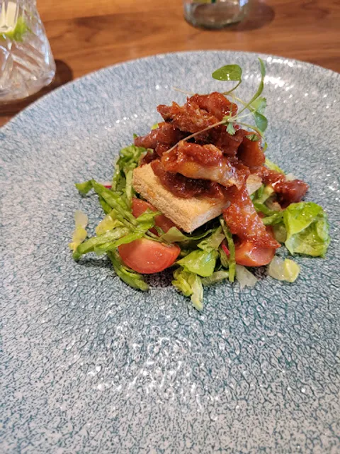 Russell’s of Broadway