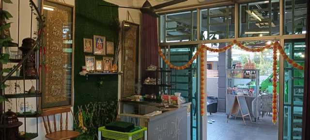 JOLLY LO JIMKANA RESTAURANT