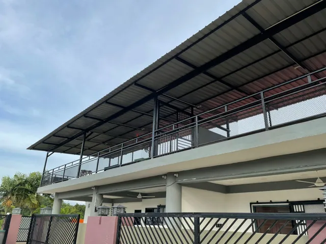 Rali Homestay D E PORT DICKSON LUKUT