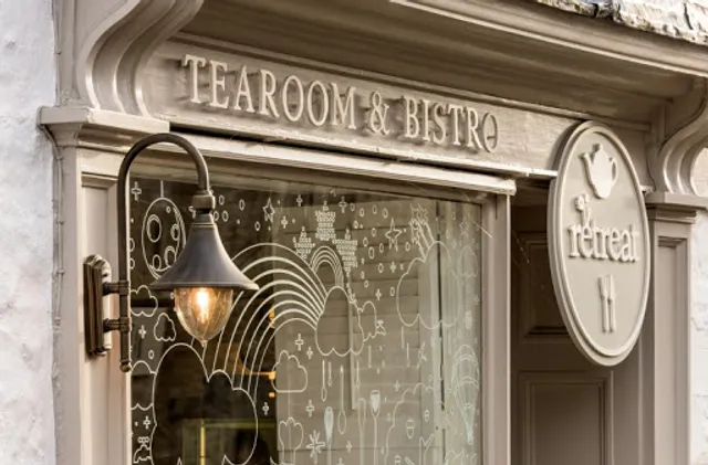 Retreat Coffee, Kitchen & Accommodation