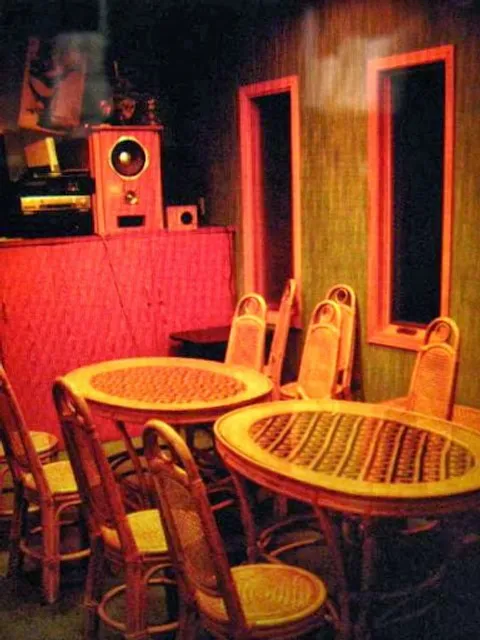 南方屋台料理トゥクトゥク