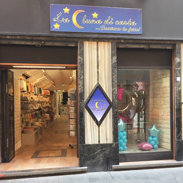 La Luna di Carta di Giulia Cassani