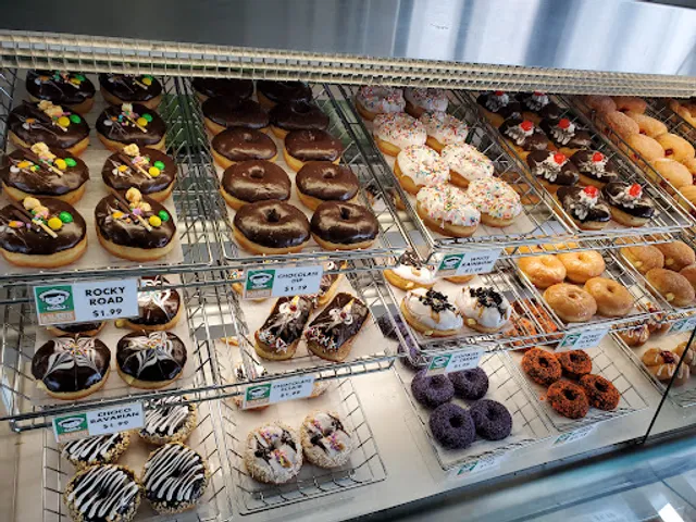 La Suerte Bakery and Resto