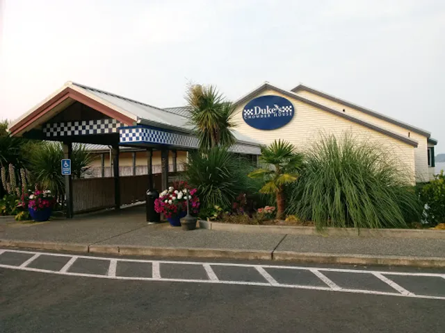 Duke's Seafood Tacoma