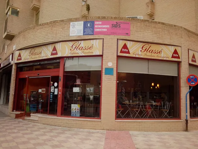 Panaderia Cafeteria Glasse