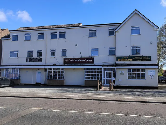 THE ROLLASON WOOD HOTEL