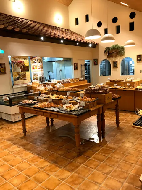 ぱんのわプラス 徳間店