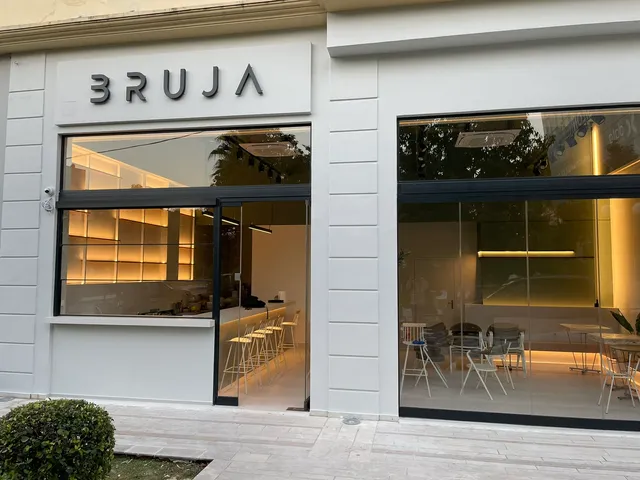 Bruja Cafe