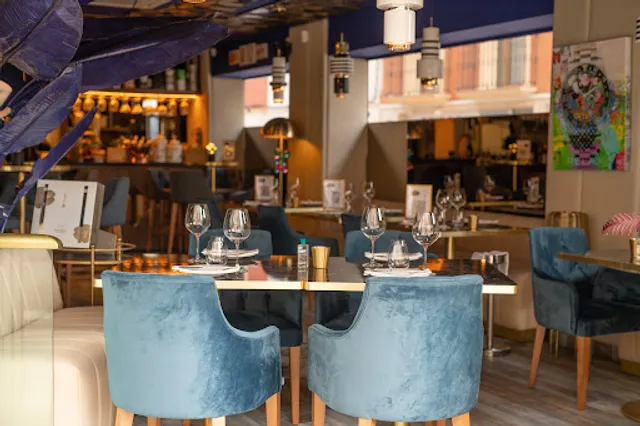 aDuana Wine Experience