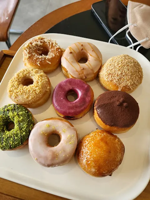 Black Bear Donut Busan 블랙베어도넛 부산점