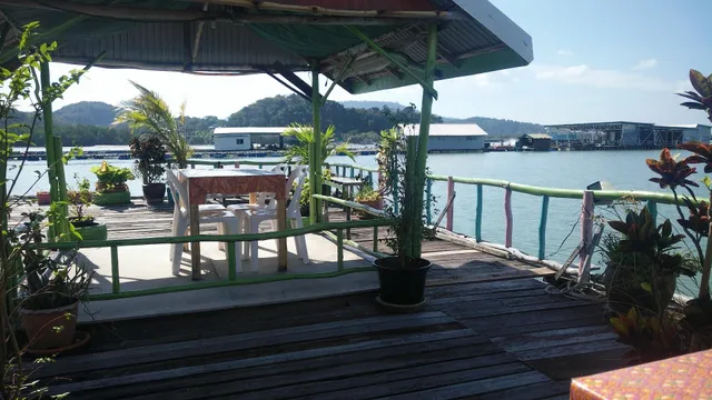 แพหมอแอ๊ด ซีฟู้ด