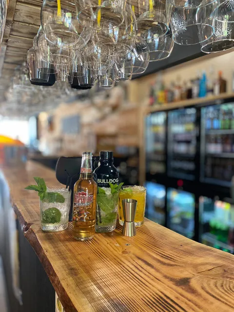 Chat & Chew Barger-Bar