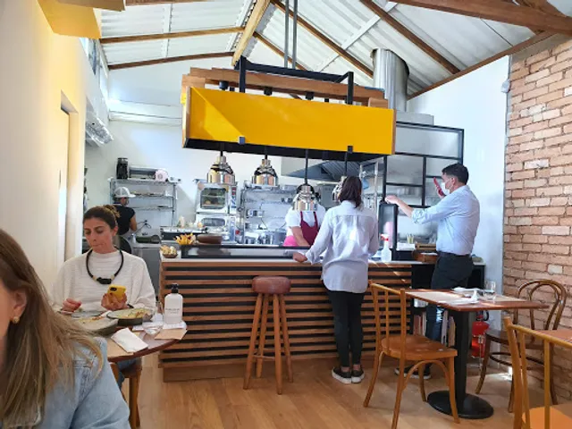 Clos Wine Bar & Bistrô