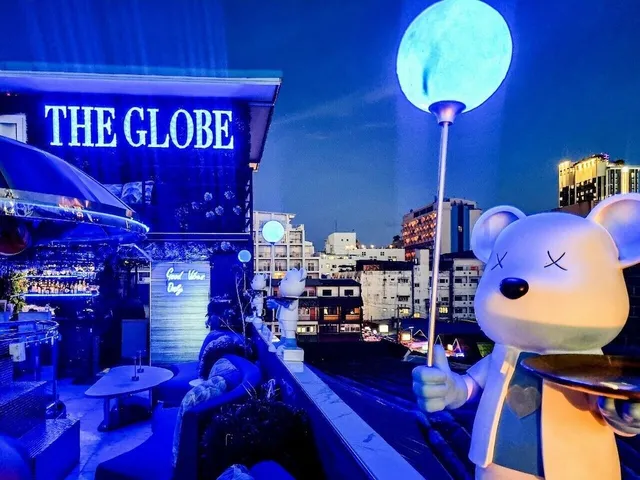 The Globe Hotel
