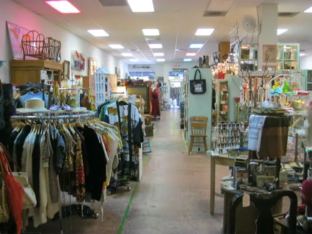 Long Beach Vintage Etc - Antiques