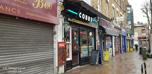 Cobbs Sandwich & Coffee Bar