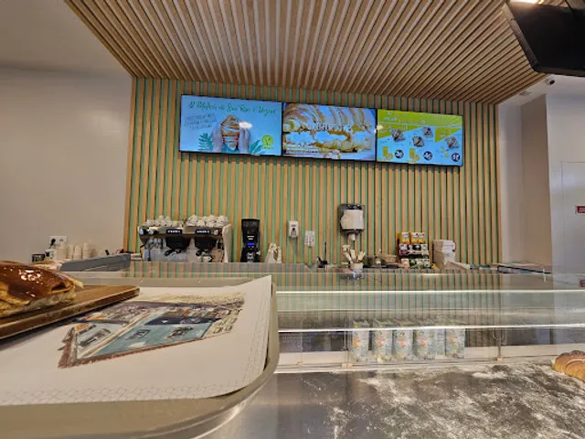 O Melhor Croissant da Minha Rua