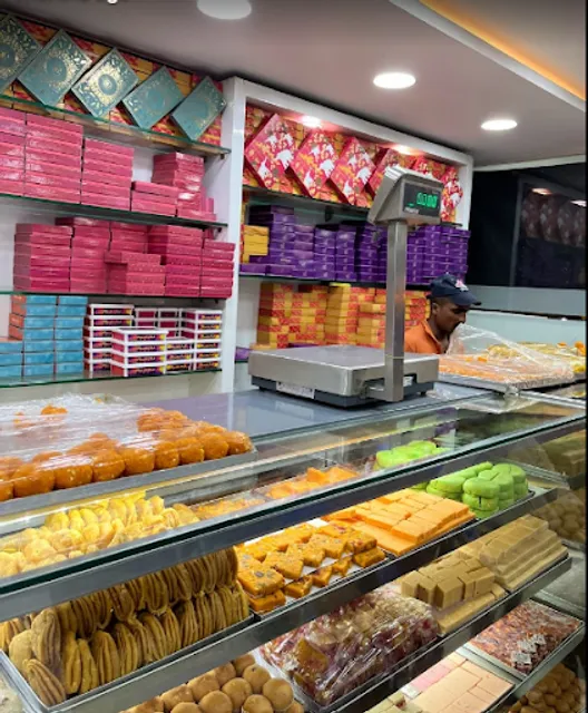 Shree Mahalakshmi Sweets, Shivrampete