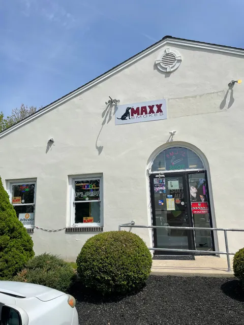 MAXX SMOKE & VAPE SHOP