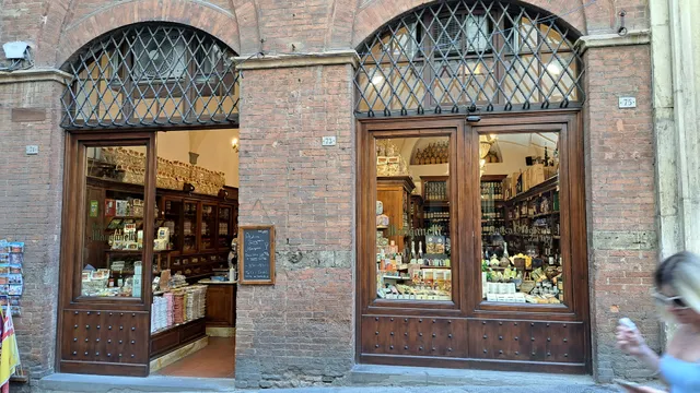 Antica Drogheria Manganelli 1879