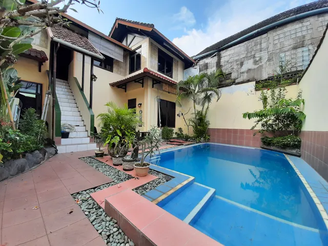 Ayu Tamansari, Manggis, Karangasem