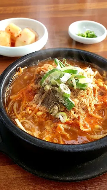 강릉동치미막국수