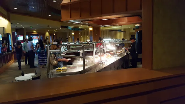 Fresh Market Square Buffet