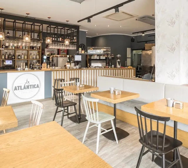 La Atlántica Café - Bar