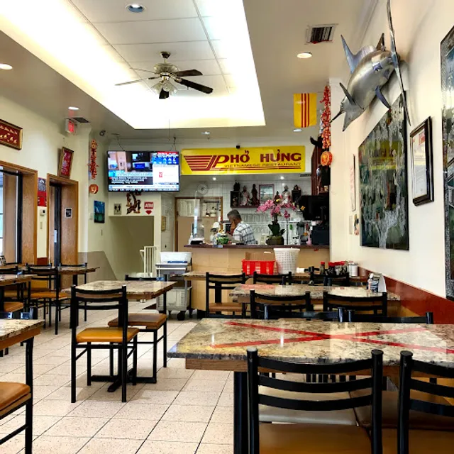 Phở Hưng Restaurant