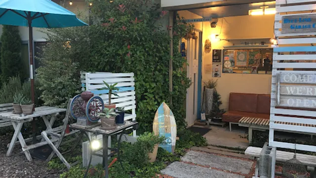 Blue Line Garage Cafe 18