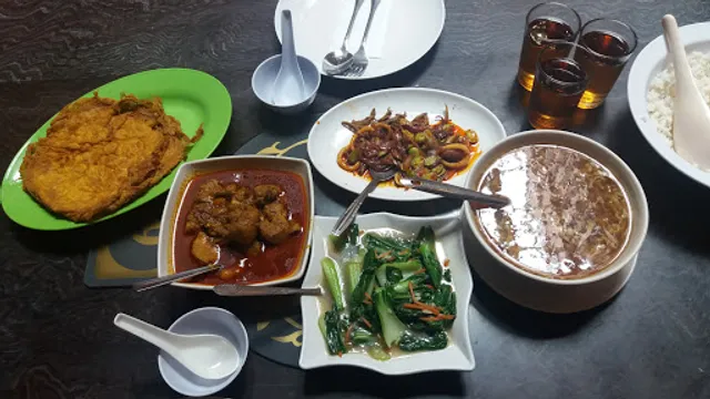 Melaka Nyonya Village 马六甲娘惹村