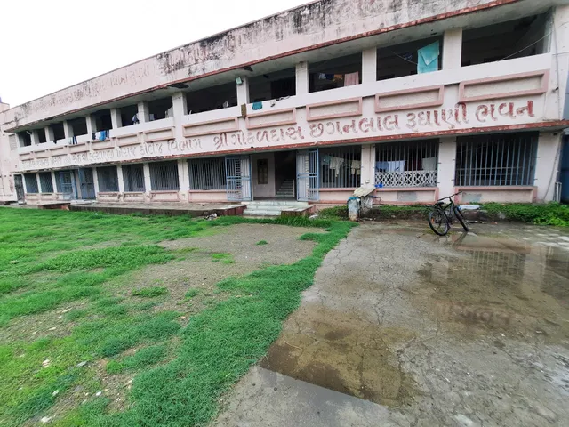 Lohana Boarding House