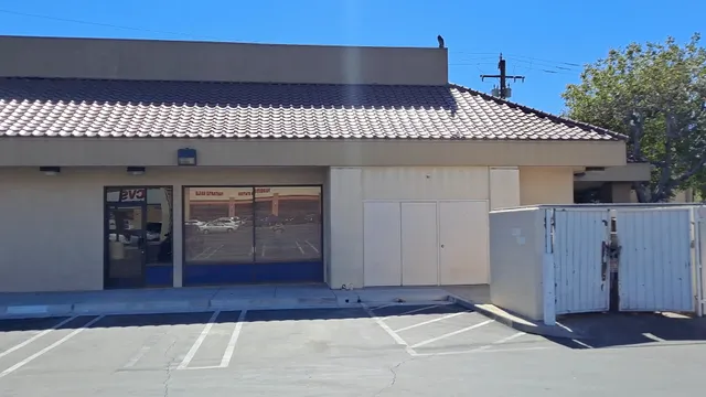 Del Rosa Shopping Center